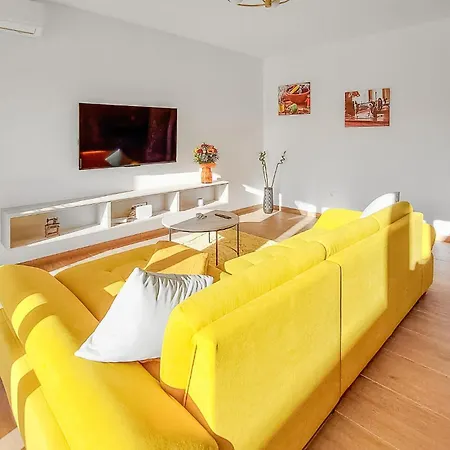 Gorgeous Home In Labin With Wifi *
