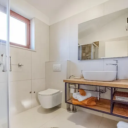 Gorgeous Home In Labin With Wifi * Labin (Istria)