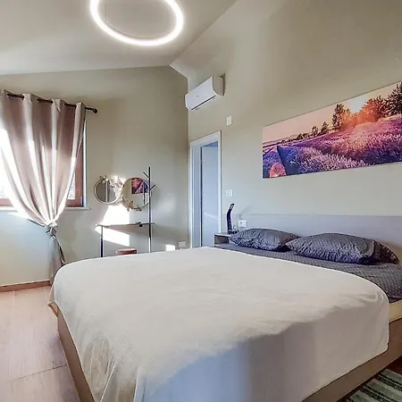 Gorgeous Home In Labin With Wifi